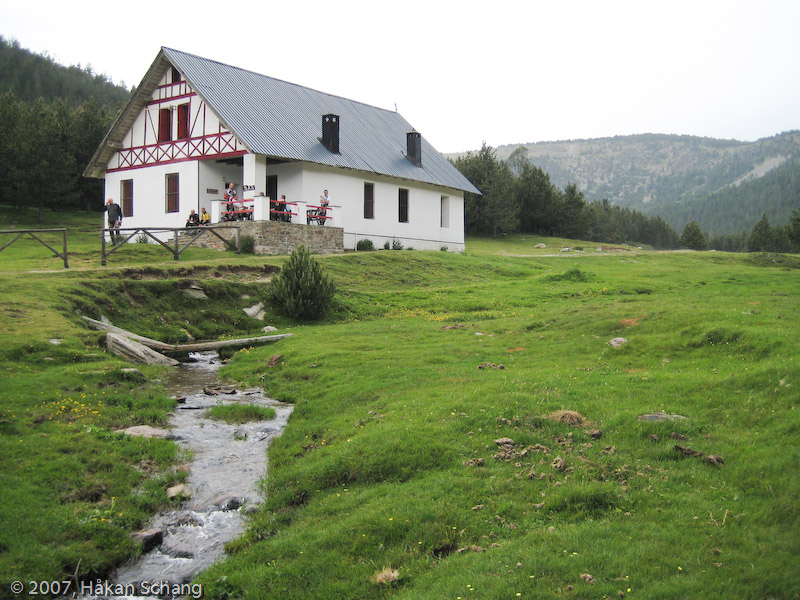 The cottage set in a stunning scenery.